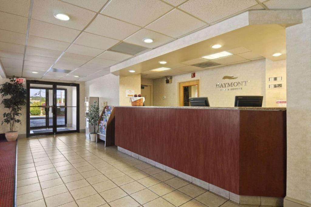 Baymont By Wyndham Macon I-75 Motel Buitenkant foto